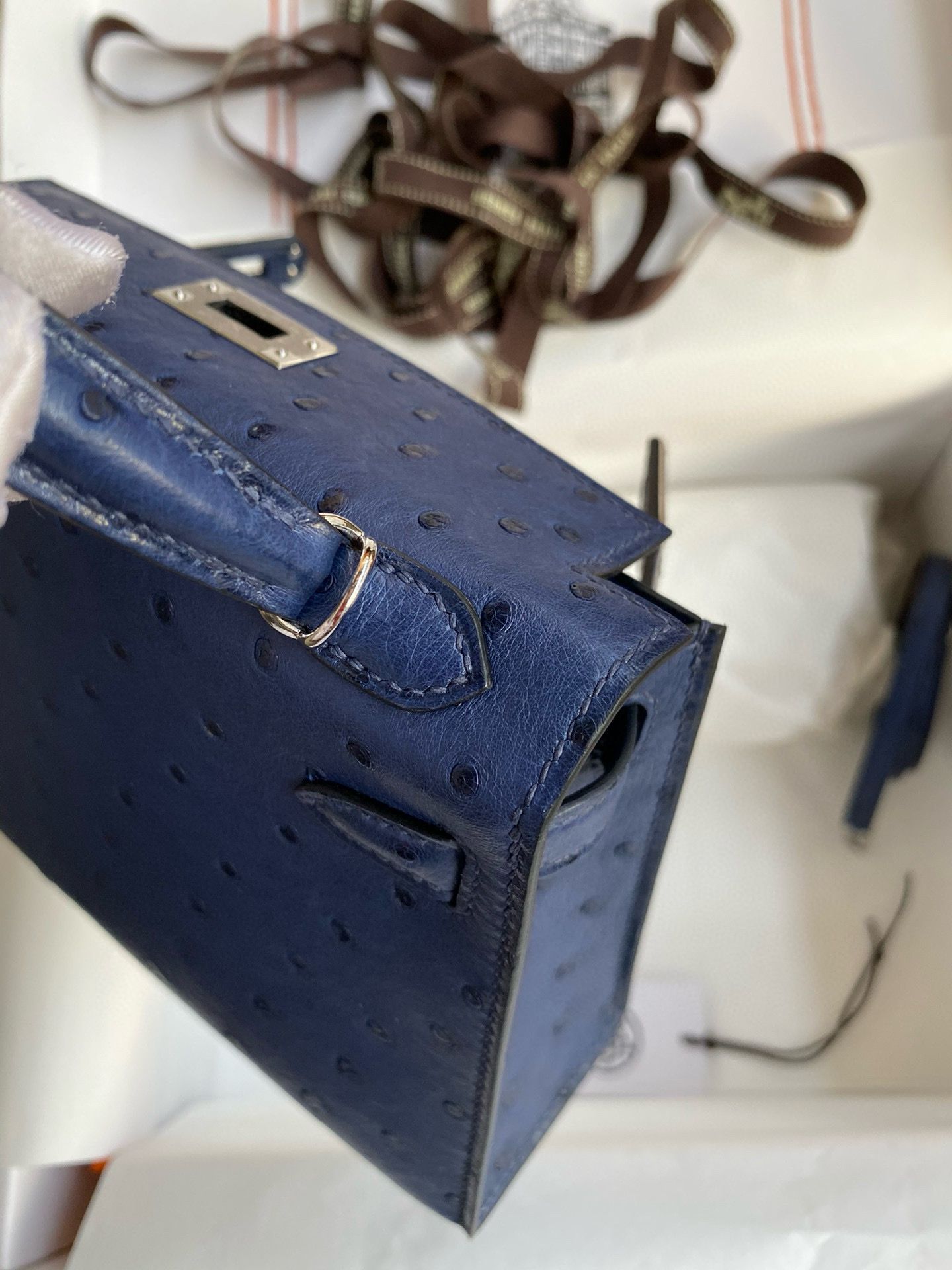Hermes Kelly Mini II Sellier Handmade Bag In Blue Iris Ostrich Leather - Image 8