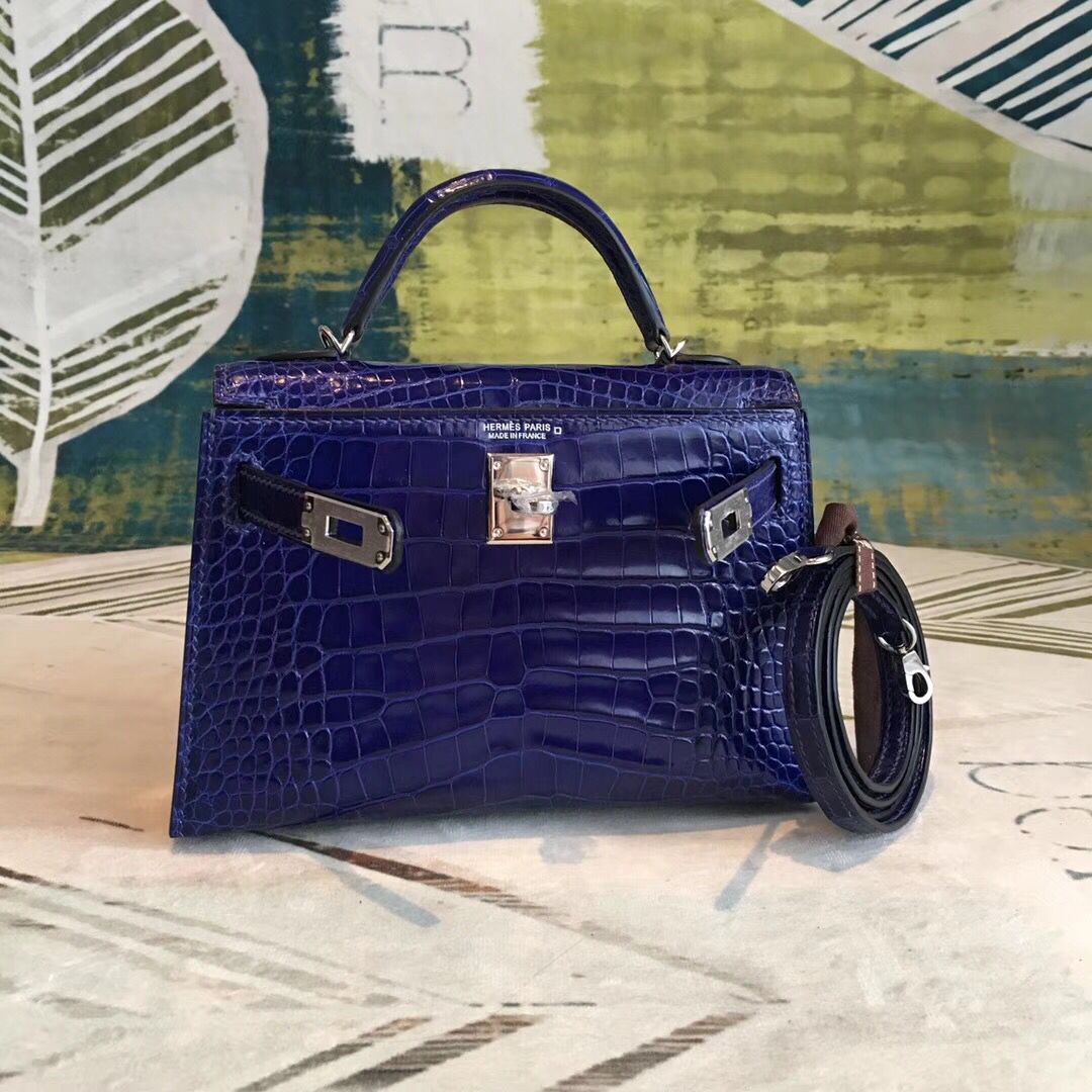Hermes Kelly Mini II Handmade Bag In Blue Alligator Crocodile - Image 4