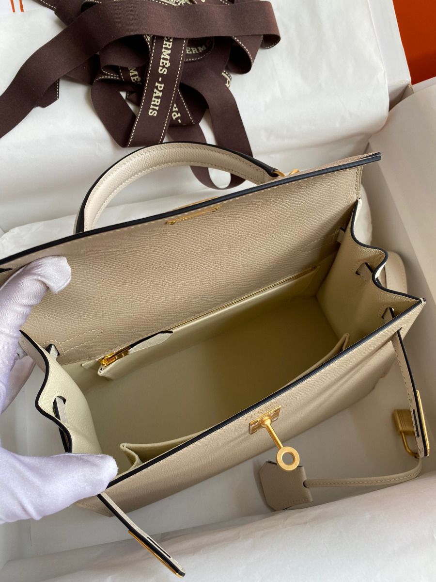 Hermes Kelly Sellier 25 Bicolor Bag in Trench and Craie Epsom Calfskin - Image 9