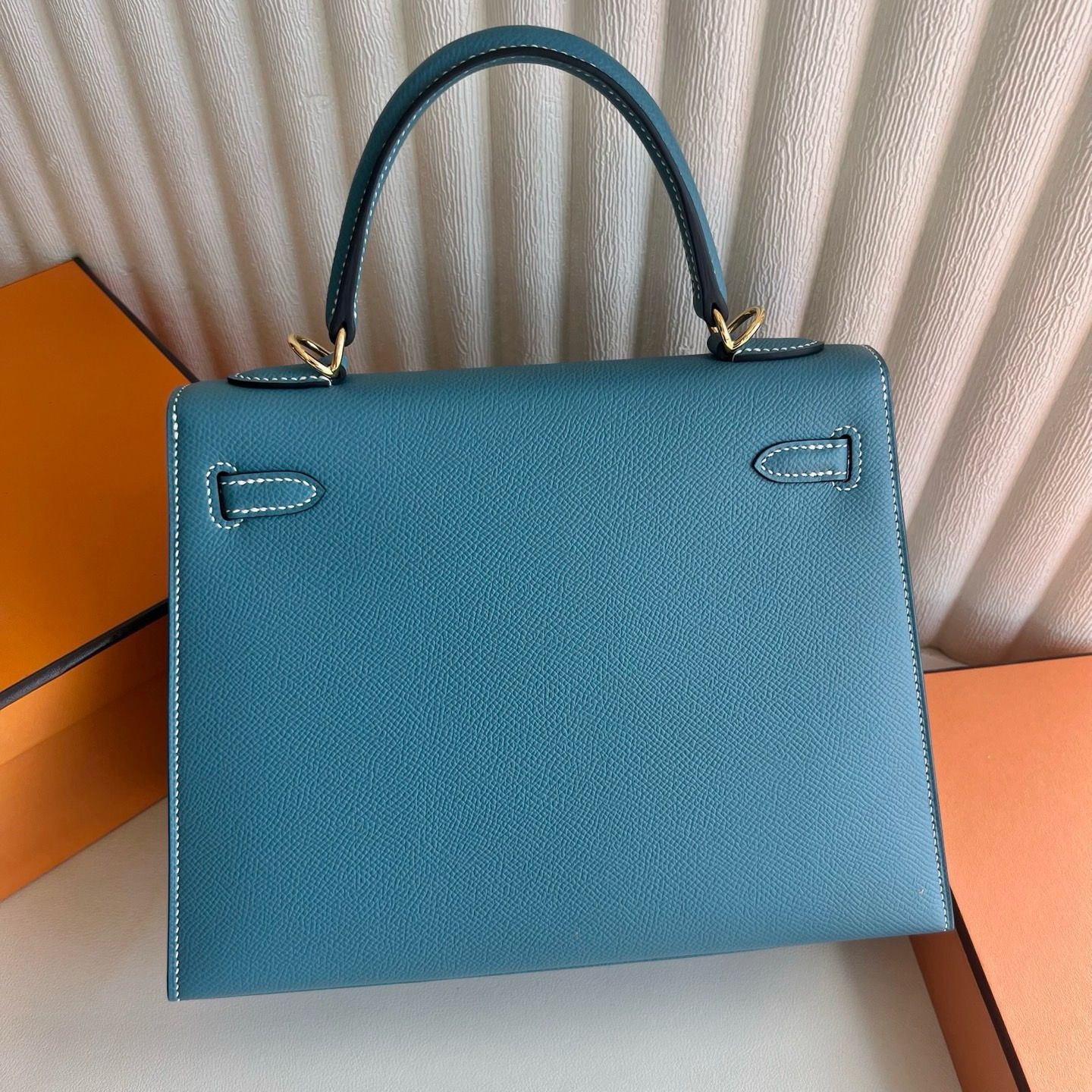 Hermes Kelly Sellier 25 Handmade Bag in New Blue Jean Epsom Calfskin - Image 5