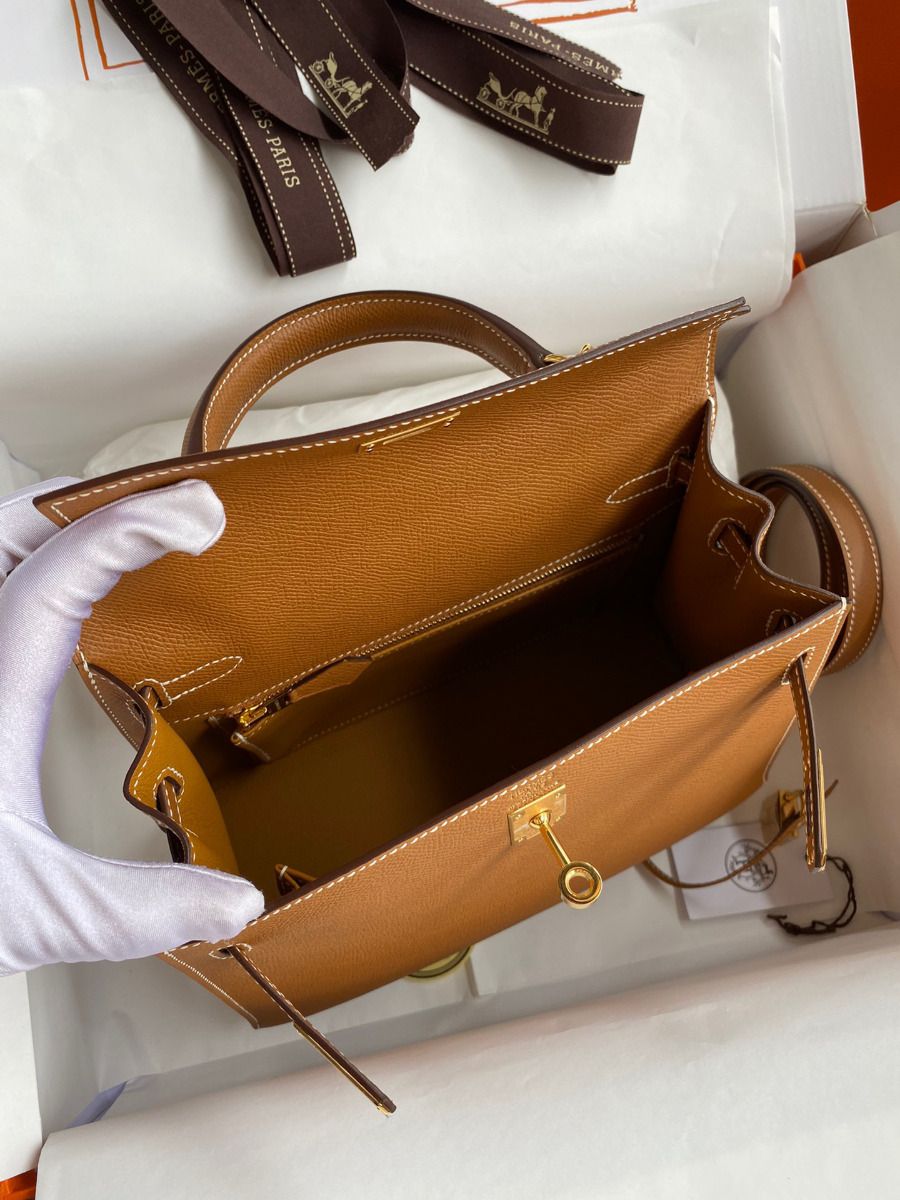 Hermes Kelly Sellier 25 Handmade Bag In Gold Epsom Calfskin - Image 9