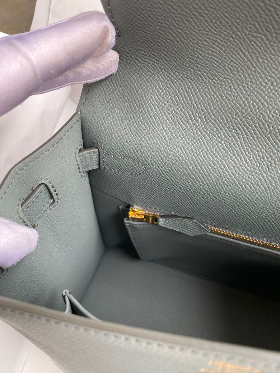 Hermes Kelly Sellier 25 Handmade Bag In Vert Amande Epsom Calfskin - Image 10