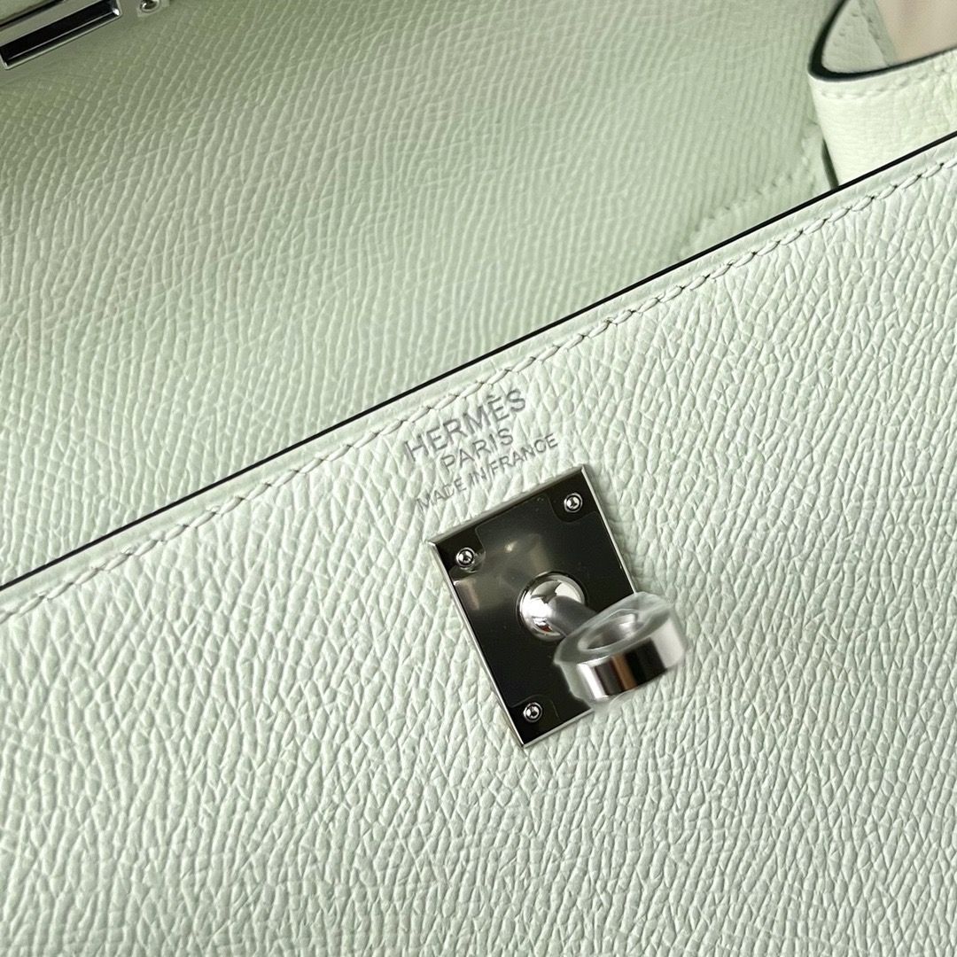 Hermes Kelly Sellier 25 Handmade Bag in Vert Fizz Epsom Calfskin - Image 11