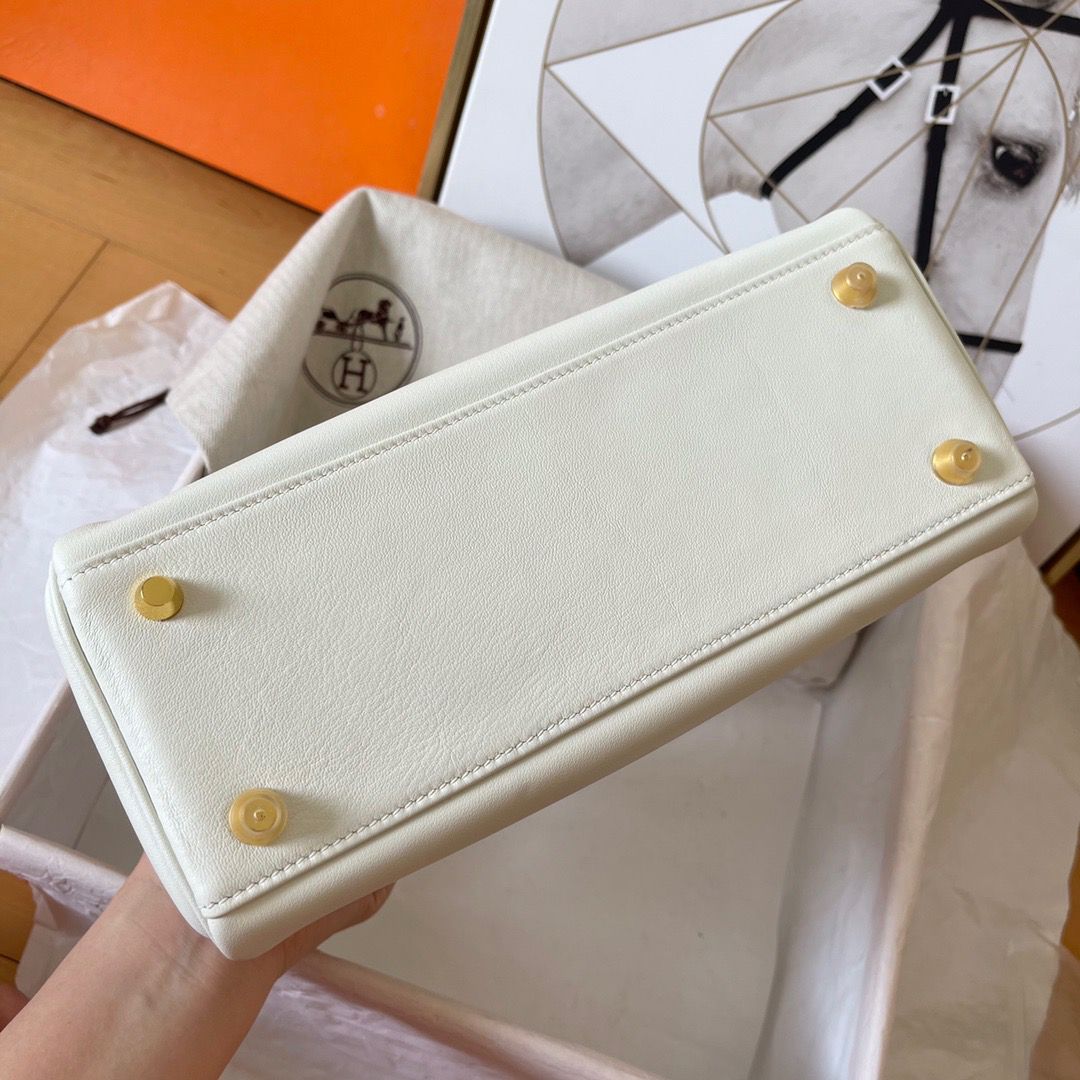 Hermes Kelly Retourne 25 Handmade Bag In Craie Swift Calfskin - Image 6