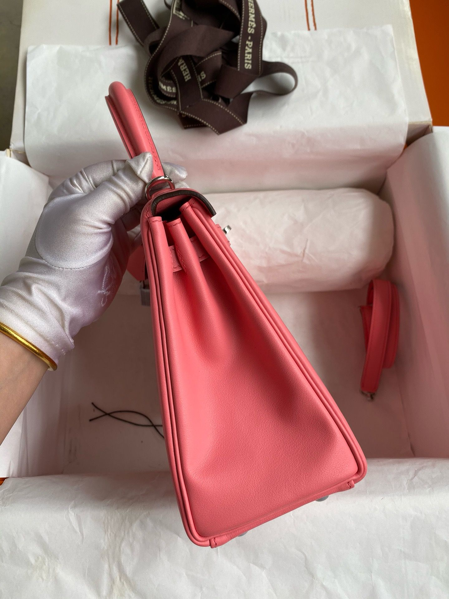 Hermes Kelly Retourne 25 Handmade Bag In Rose d'Ete Swift Calfskin - Image 6