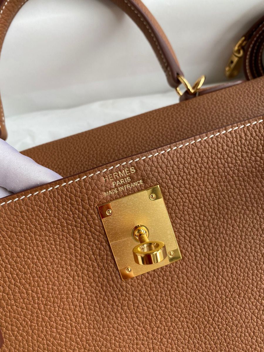 Hermes Kelly Retourne 28 Handmade Bag In Gold Clemence Leather - Image 8
