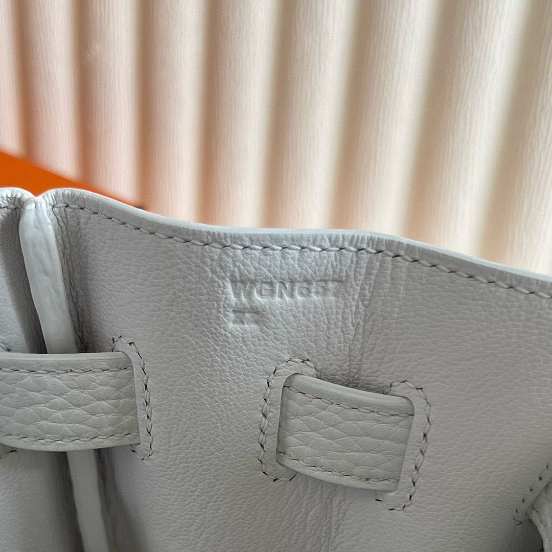 Hermes Kelly Retourne 35 Handmade Bag in White Clemence Leather - Image 6