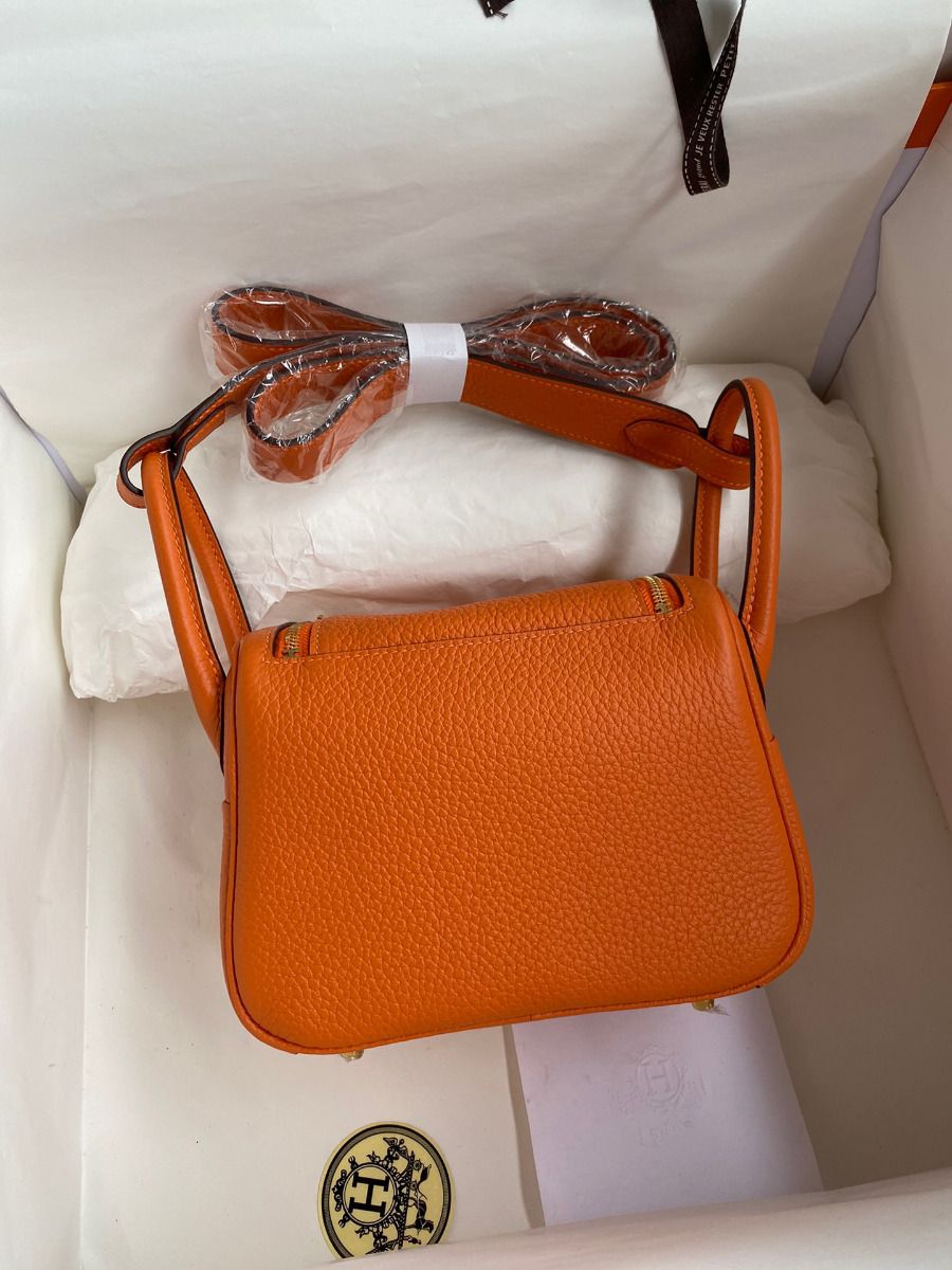 Hermes Mini Lindy Handmade Bag In Orange Clemence Leather - Image 3