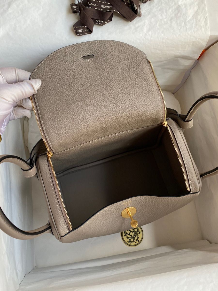 Hermes Lindy 26 Handmade Bag In Gris Asphalt Clemence Leather - Image 9