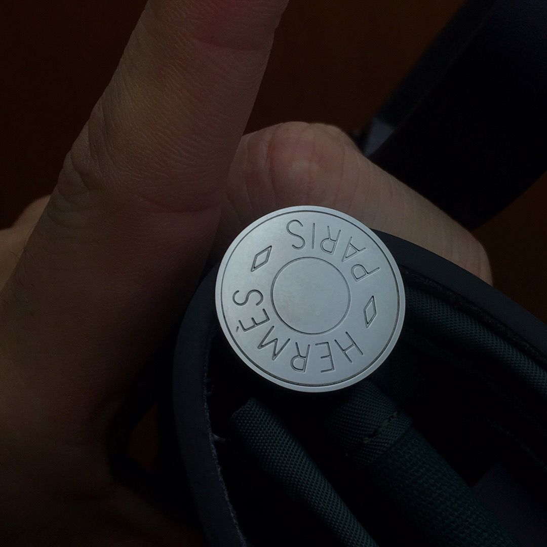 Hermes Herbag Zip 31cm Bag In Navy And Green - Image 7