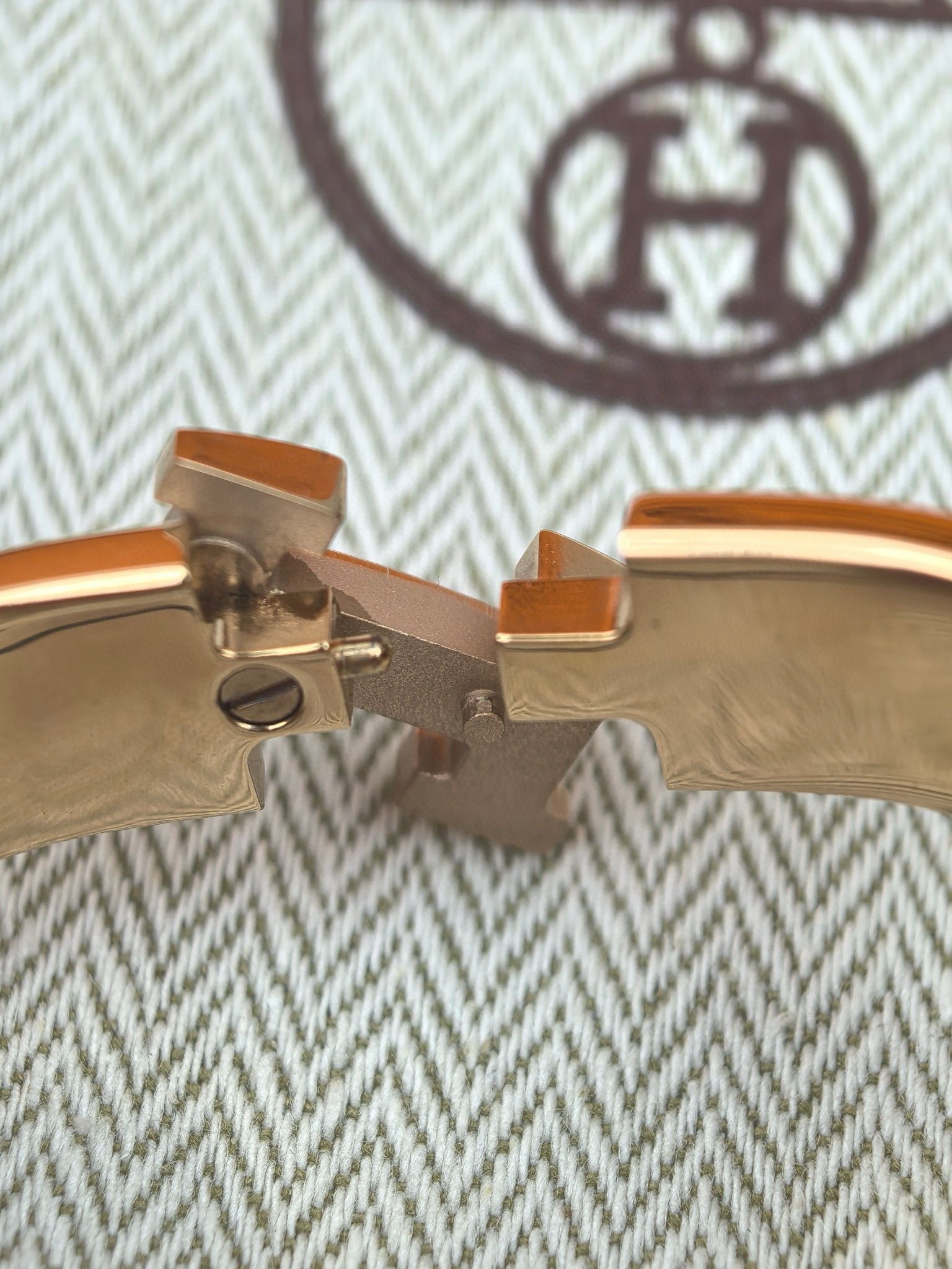 Hermes Anemone Iris Enamel Clic H Bracelet - Image 9