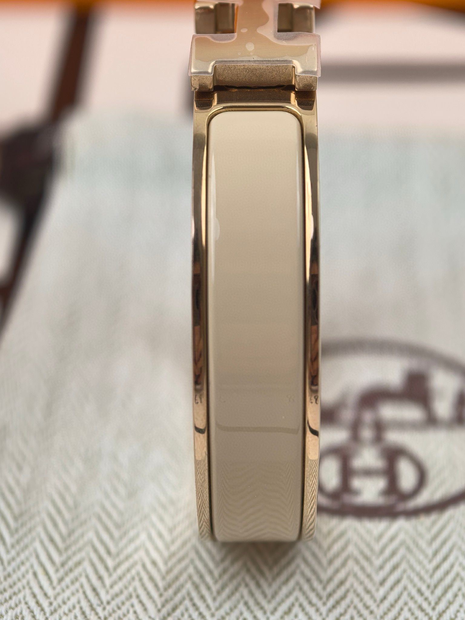 Hermes Cream Enamel Clic H Bracelet - Image 7