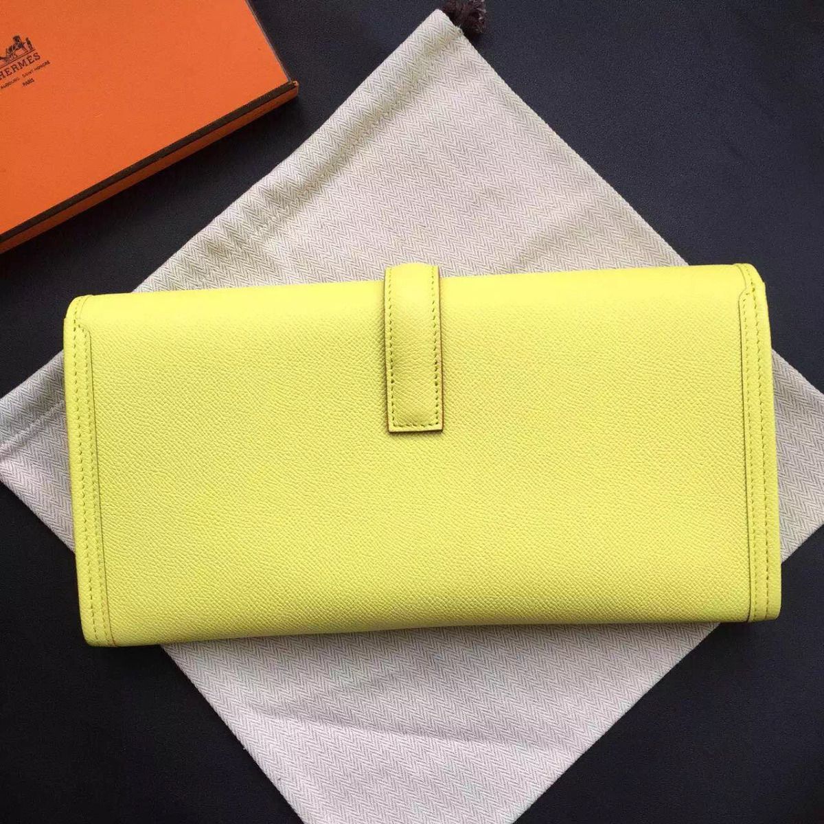 Hermes Jige Elan 29 Clutch Bag In Yellow Epsom Calfskin - Image 3