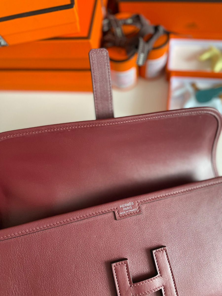 Hermes Jige Elan 29 Clutch Bag In Bordeaux Swift Calfskin - Image 8