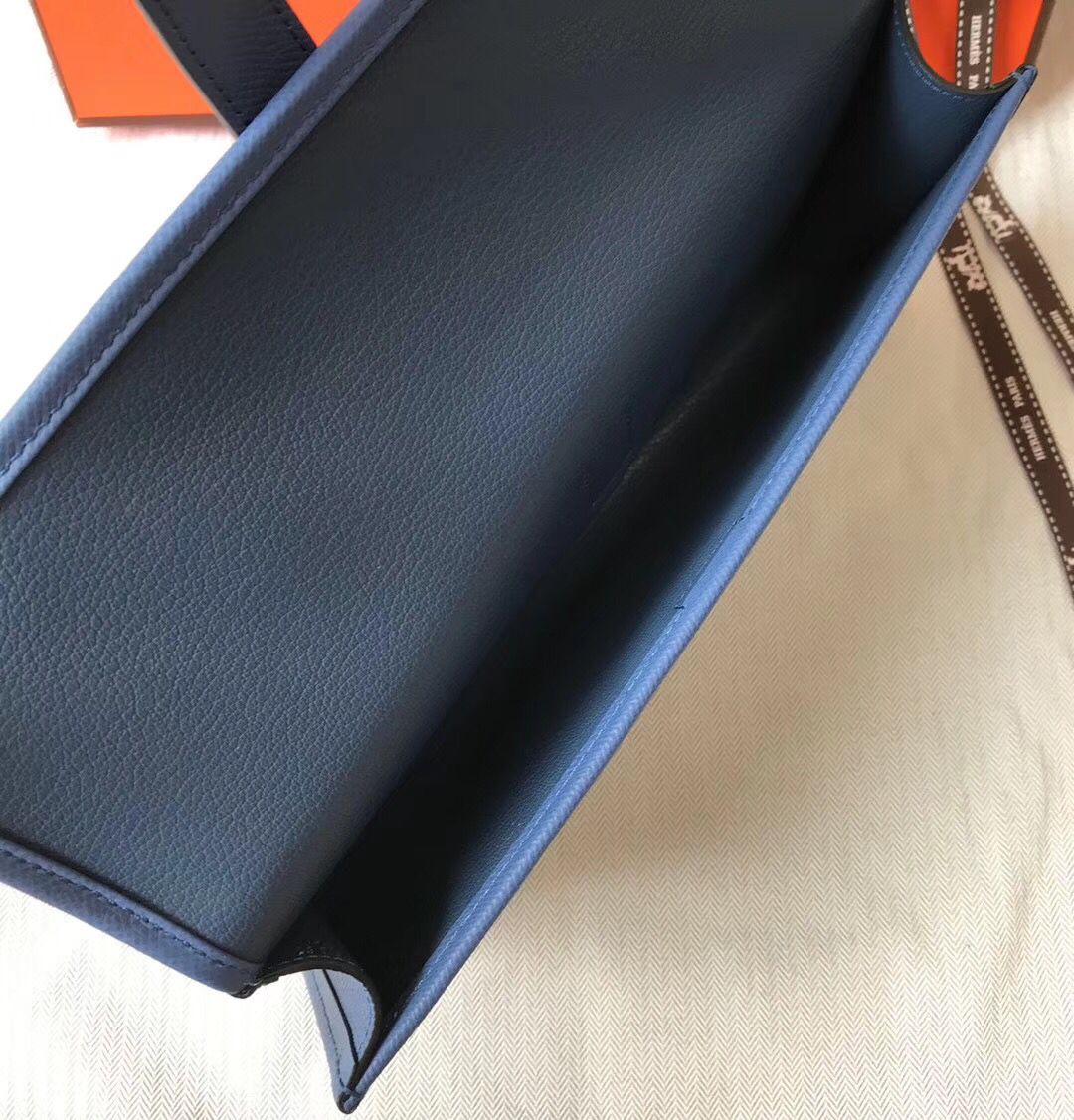 Hermes Jige Elan 29 Clutch In Blue Agate Epsom Leather - Image 9