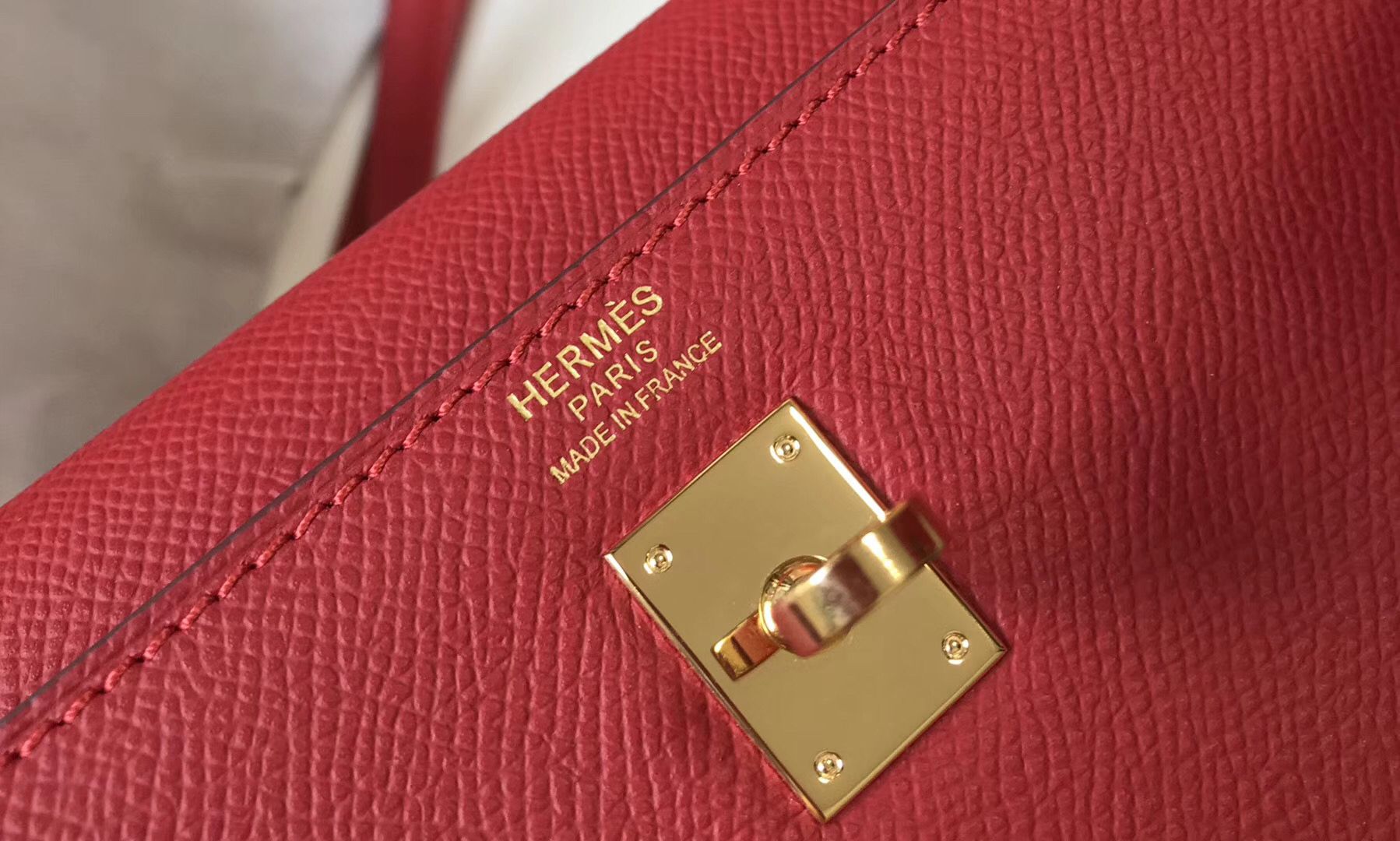 Hermes Kelly 25cm Sellier Bag In Red Epsom Leather - Image 6