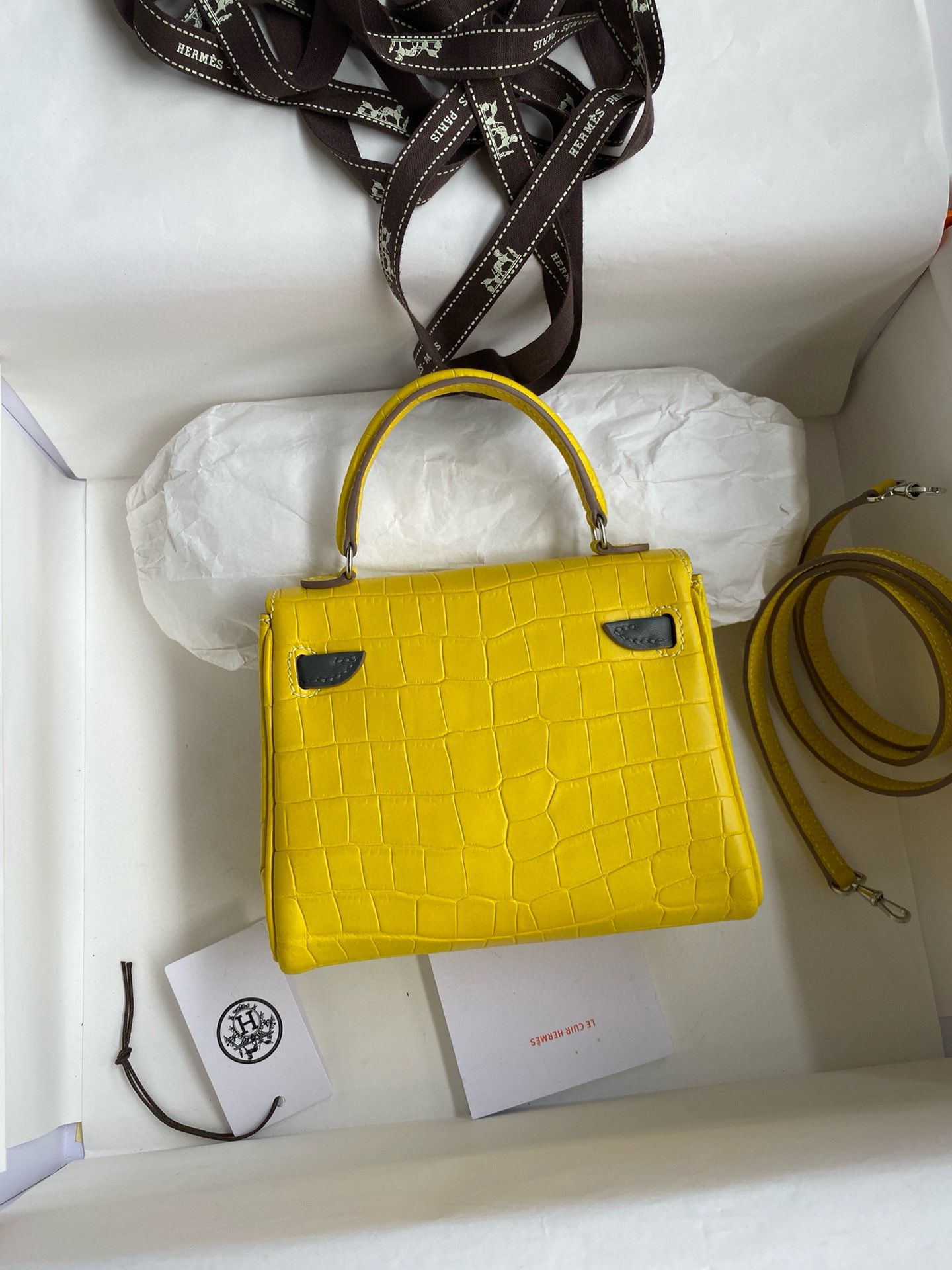 Hermes Kelly Doll Bag in Jaune Ambre Matte Alligator Leather - Image 3