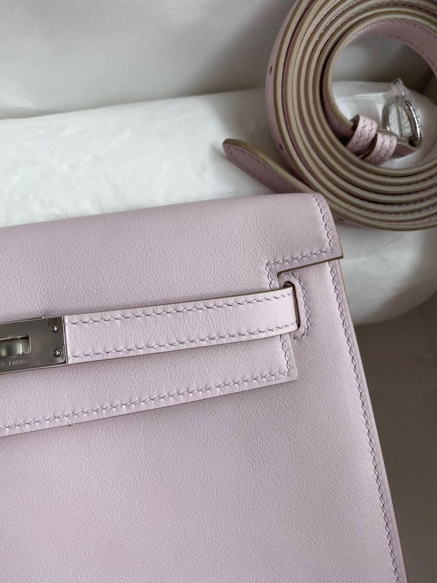Hermes Kelly Danse II Bag In Mauve Pale Evercolor Calfskin - Image 4
