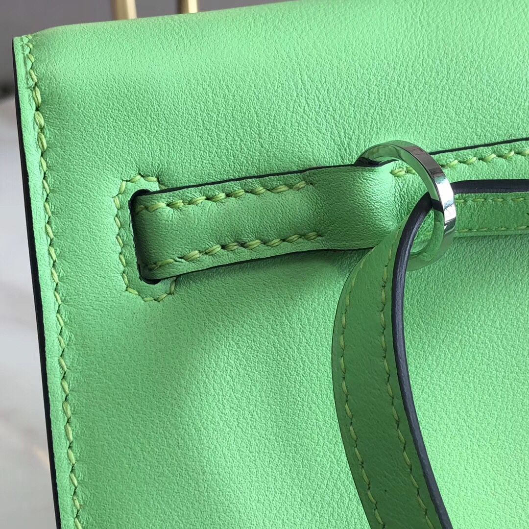 Hermes Kelly Danse Handmade Bag In Green Swift Leather - Image 6