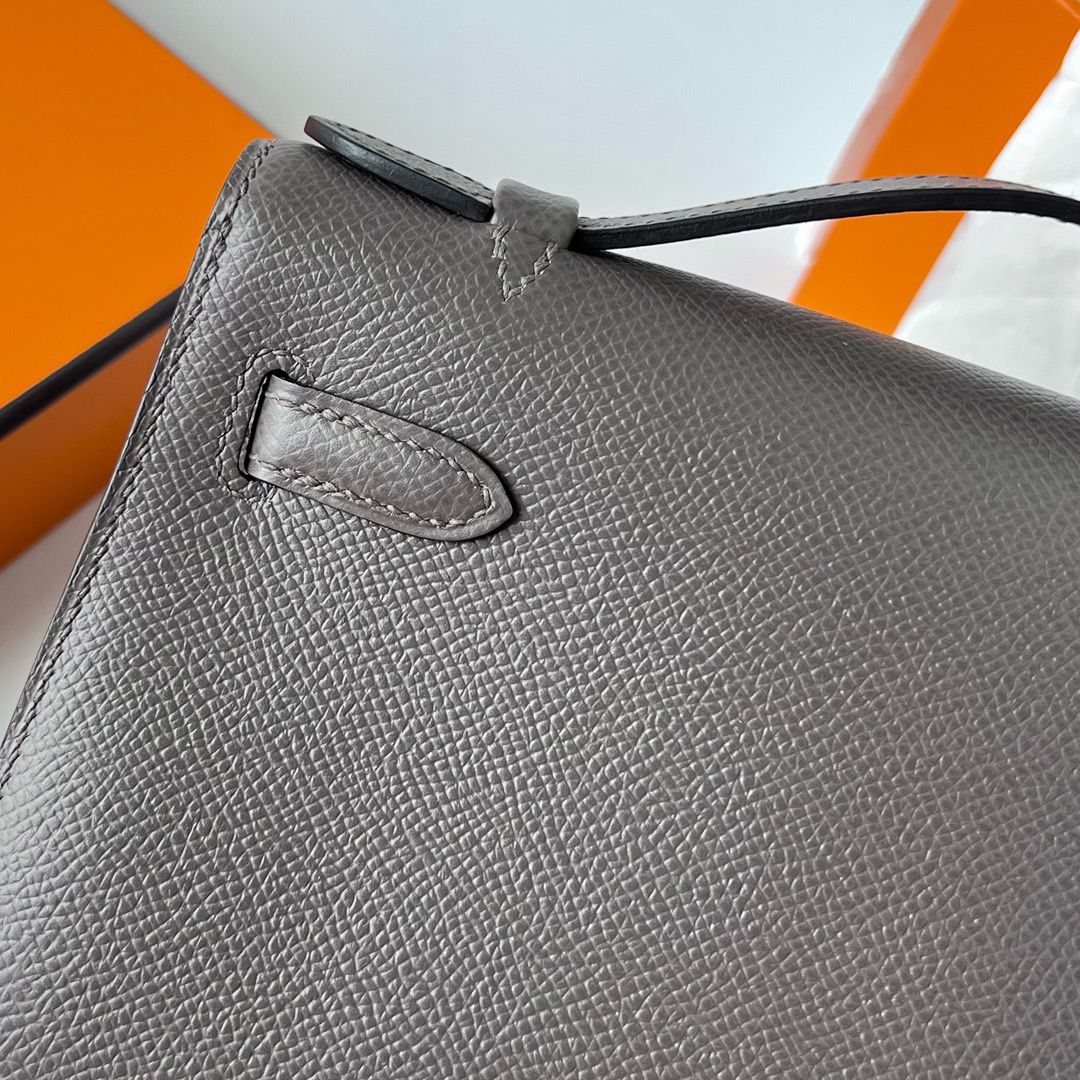 Hermes Kelly Pochette Handmade Bag In Etain Epsom Calfskin - Image 7