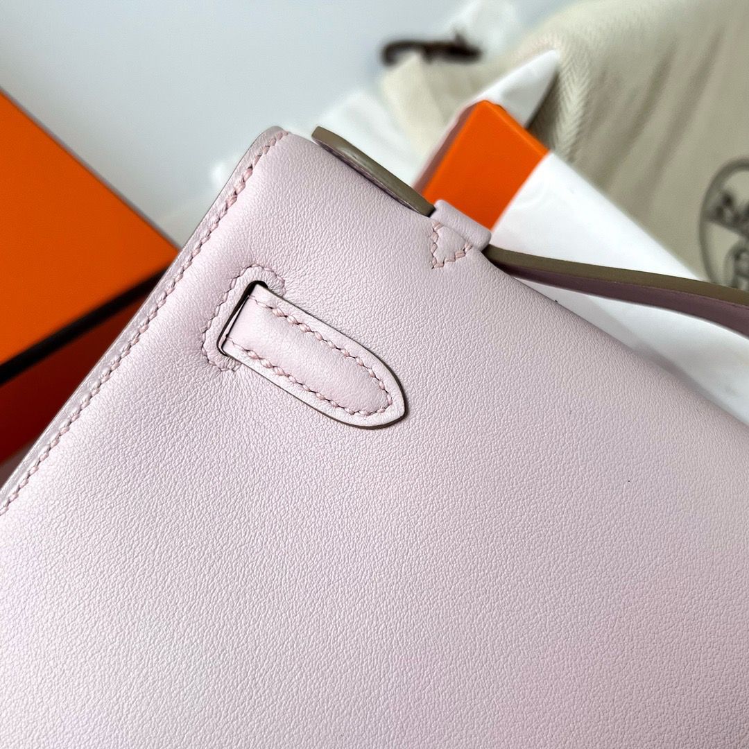 Hermes Kelly Pochette Handmade Bag In Mauve Pale Swift Calfskin - Image 4