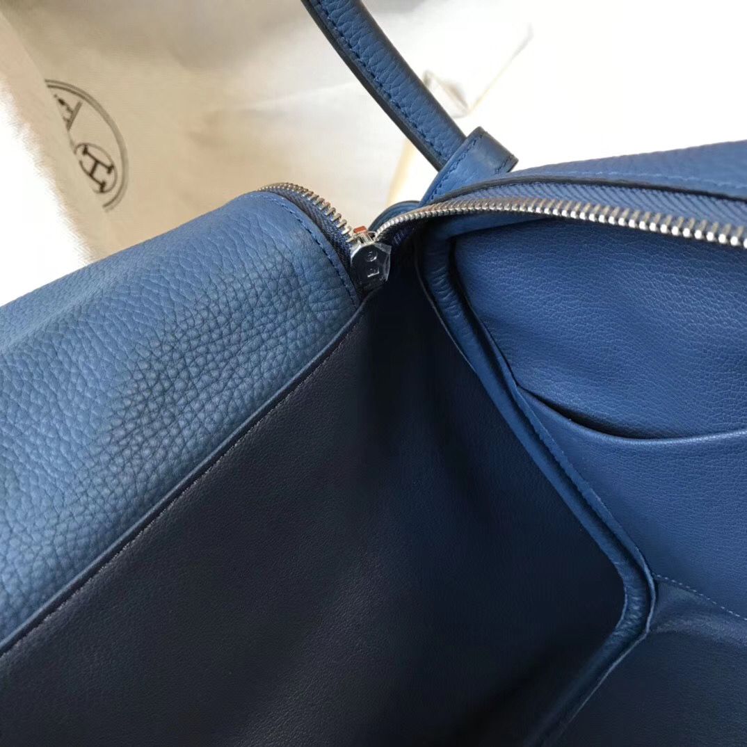 Hermes Lindy 26cm Bag In Blue Agate Clemence Leather PHW - Image 9