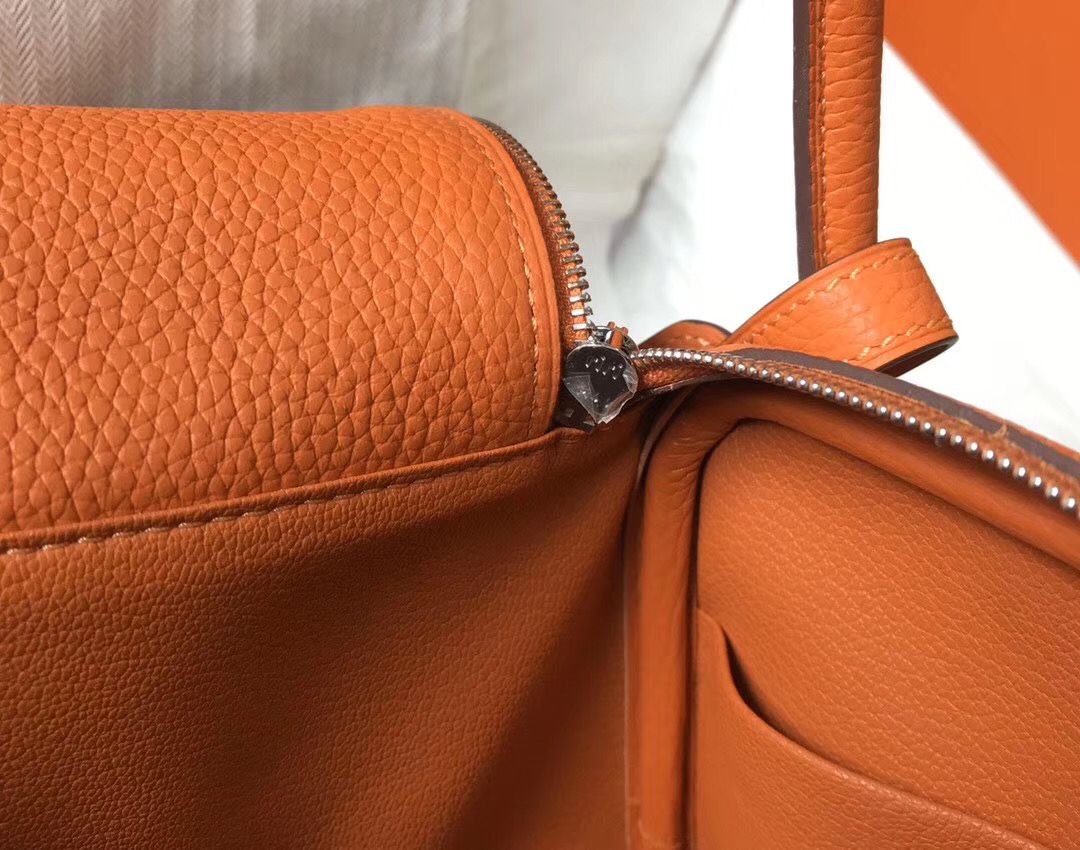 Hermes Lindy 26cm Bag In Orange Clemence Leather PHW - Image 8