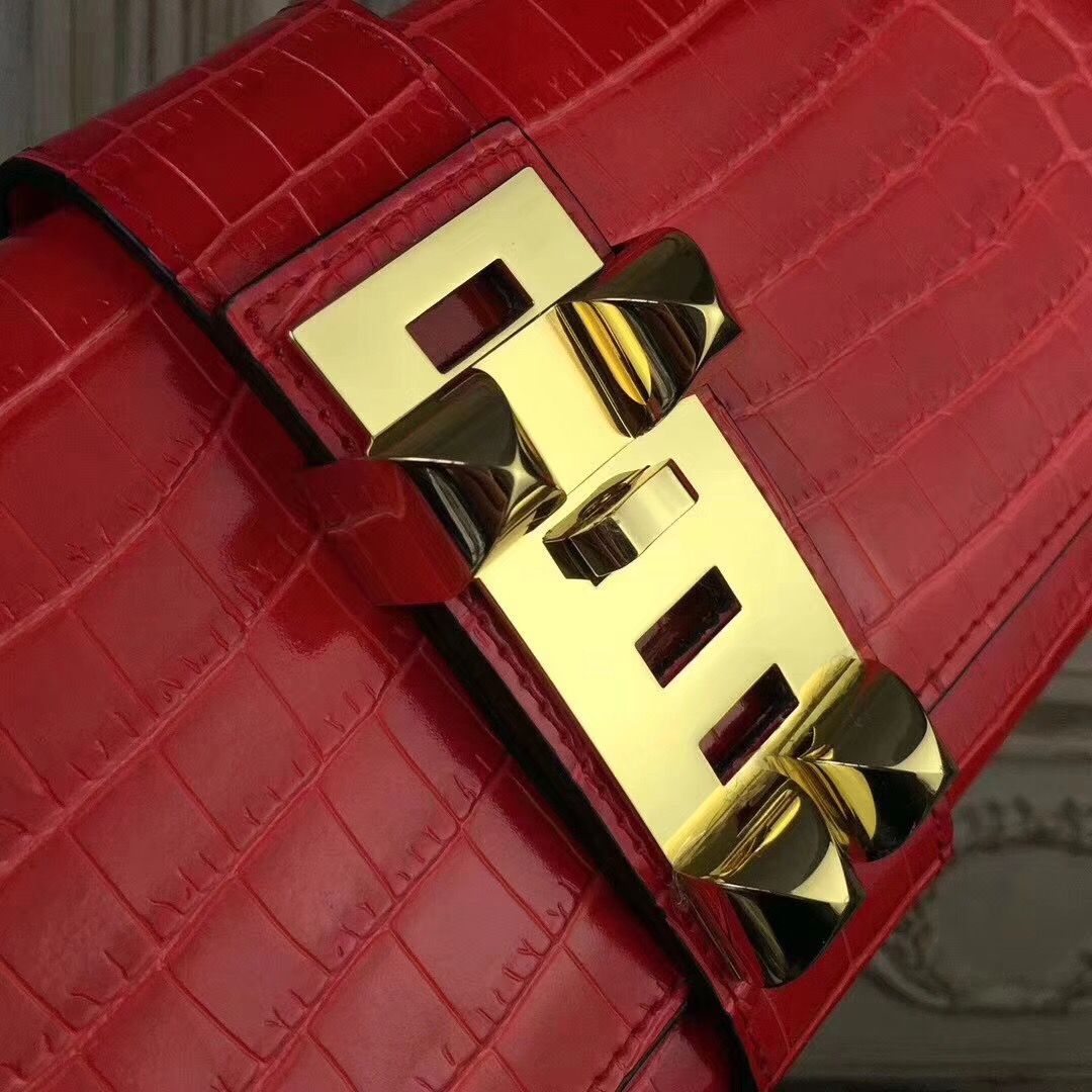 Hermes Medor Clutch Bag In Cherry Crocodile Leather - Image 4