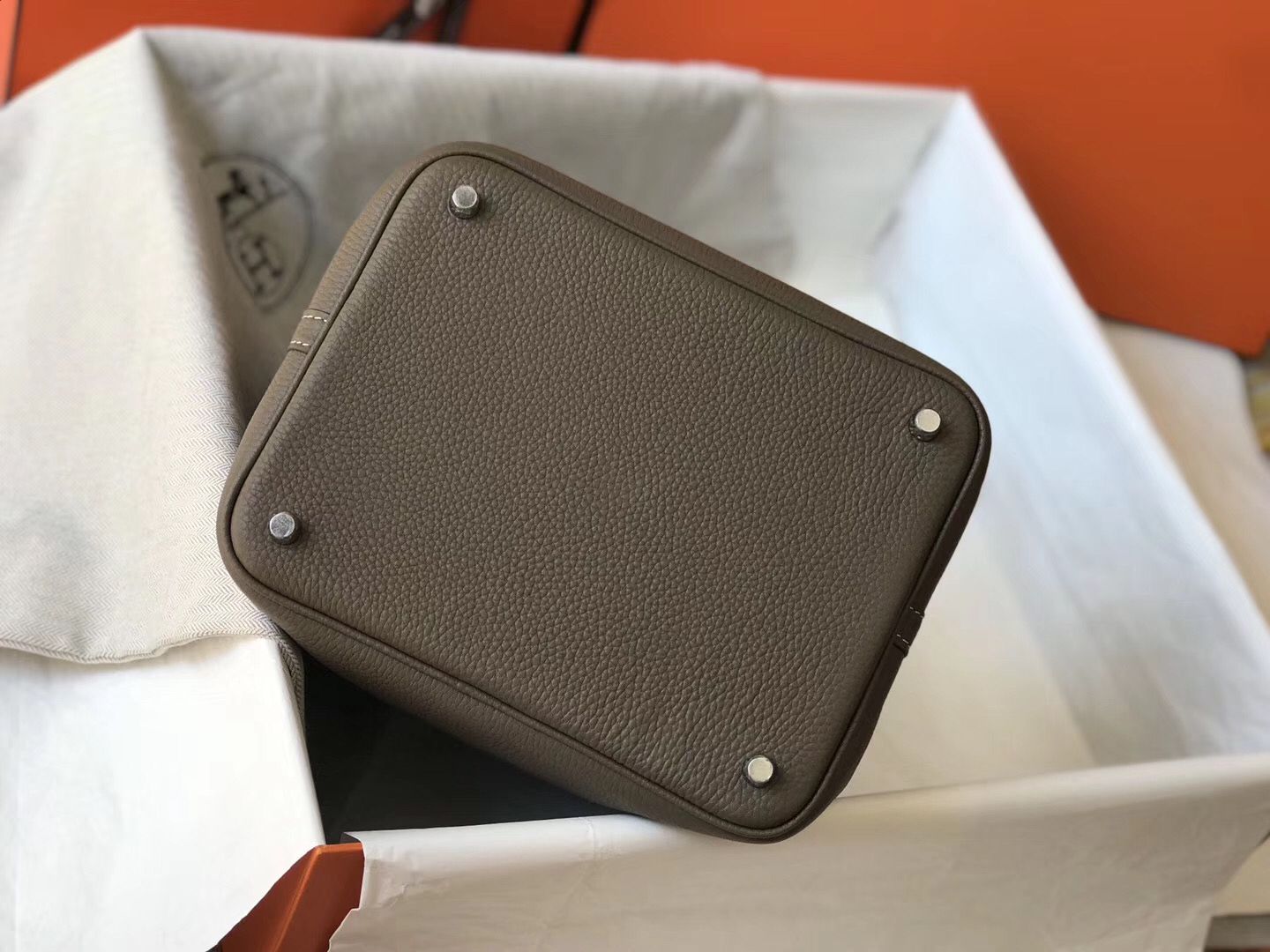 Hermes Picotin Lock 18 Bag In Trench Clemence Leather - Image 9