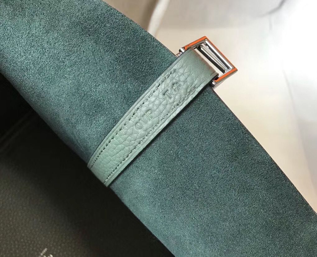 Hermes Picotin Lock 18 Bag In Vert Amande Clemence Leather - Image 6