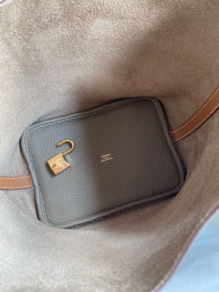 Hermes Picotin Lock 18 Bicolor Handmade Bag in Taupe and Gold Clemence Leather - Image 7