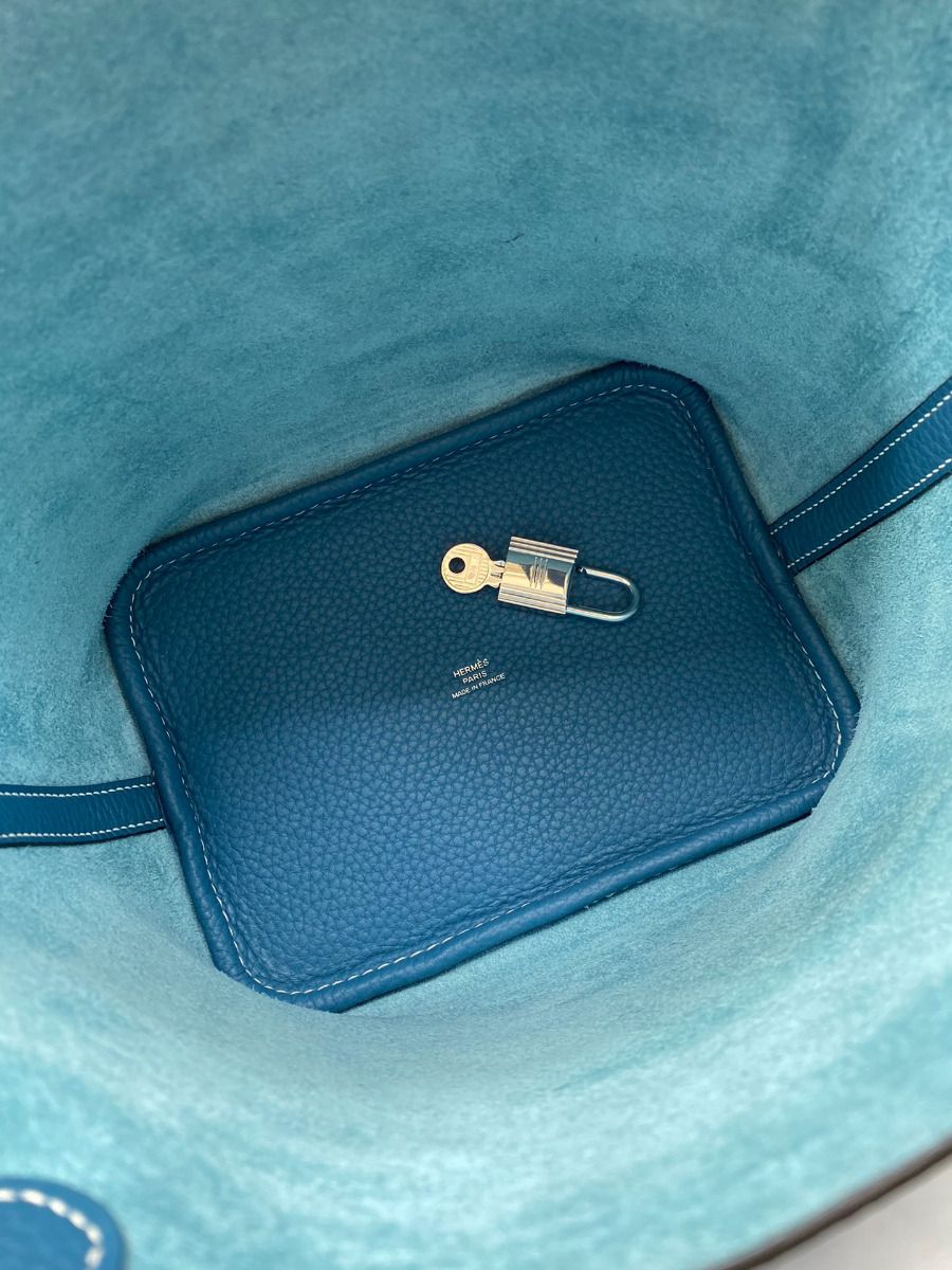 Hermes Picotin Lock 22 Handmade Bag in Blue Jean Clemence Leather - Image 7