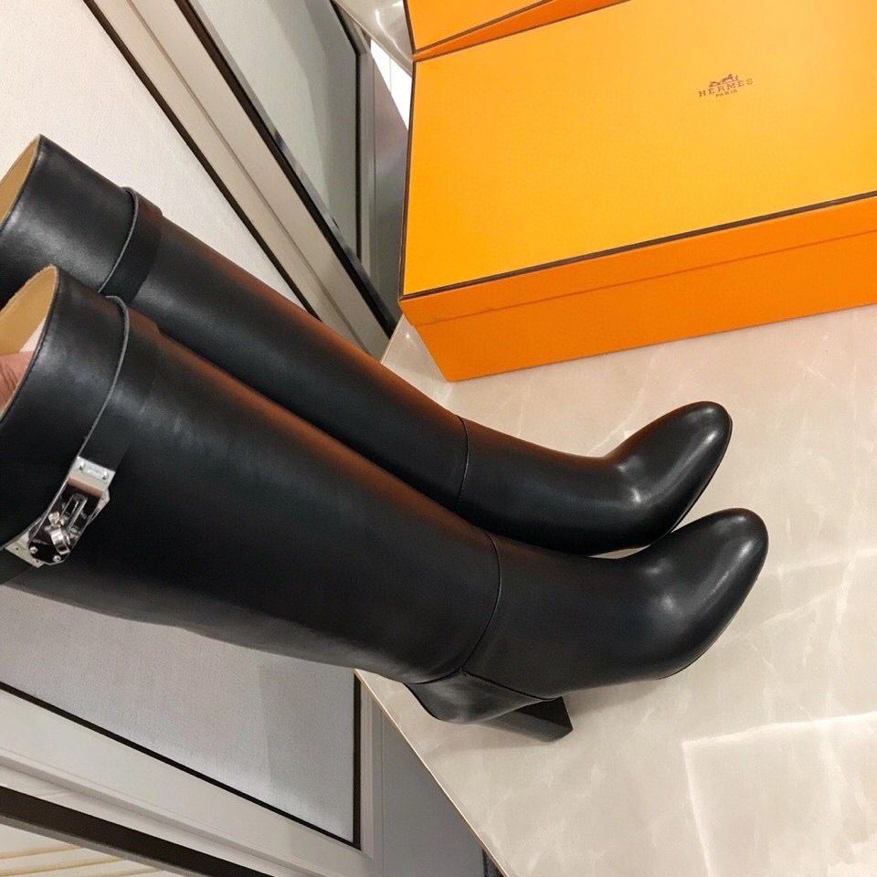 Hermes Story Boots In Black Calfskin Leather - Image 6