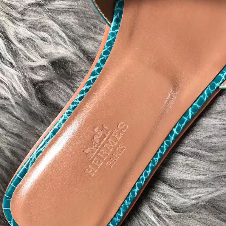 Hermes Oran Sandals In Blue Paon Shiny Niloticus Crocodile - Image 5