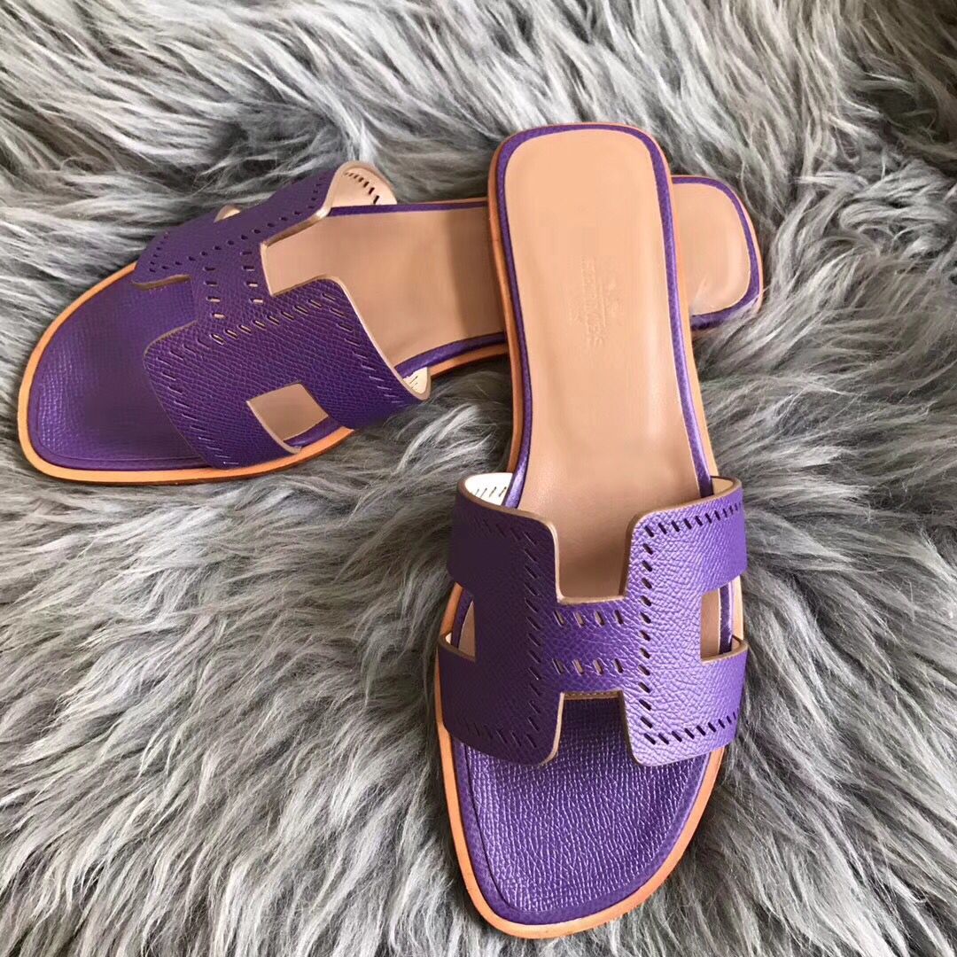 Hermes Oran Perforated Sandals In Purple Epsom Leather - Image 4