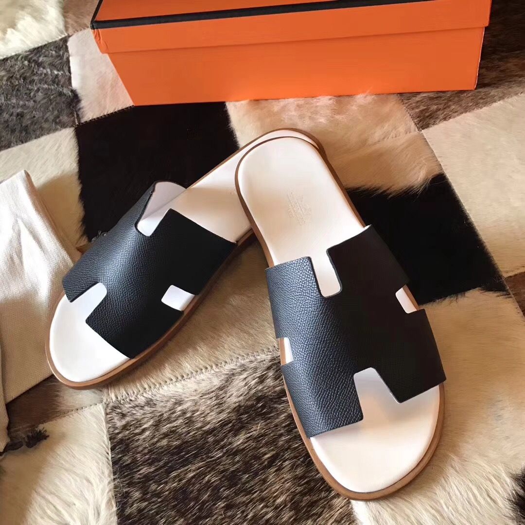 Hermes Izmir Sandals In Black Epsom Leather - Image 6