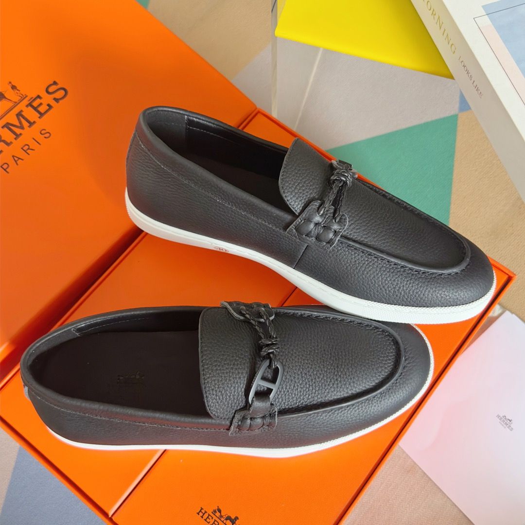 Hermes Men's Ignacio Loafers in Black Taurillon Leather - Image 8