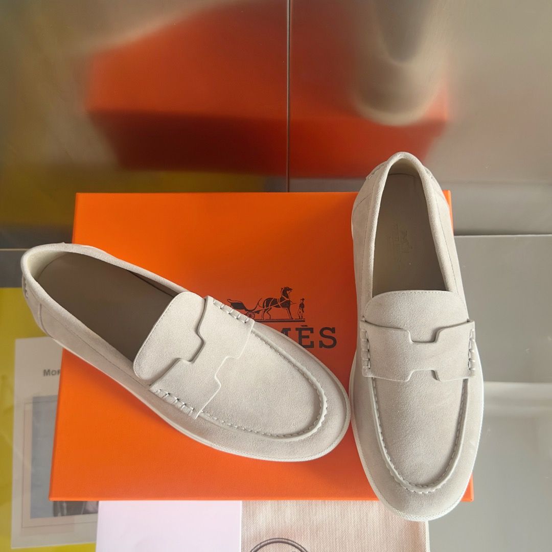 Hermes Men's Job Loafers in Beige Suede Calfskin - Image 5