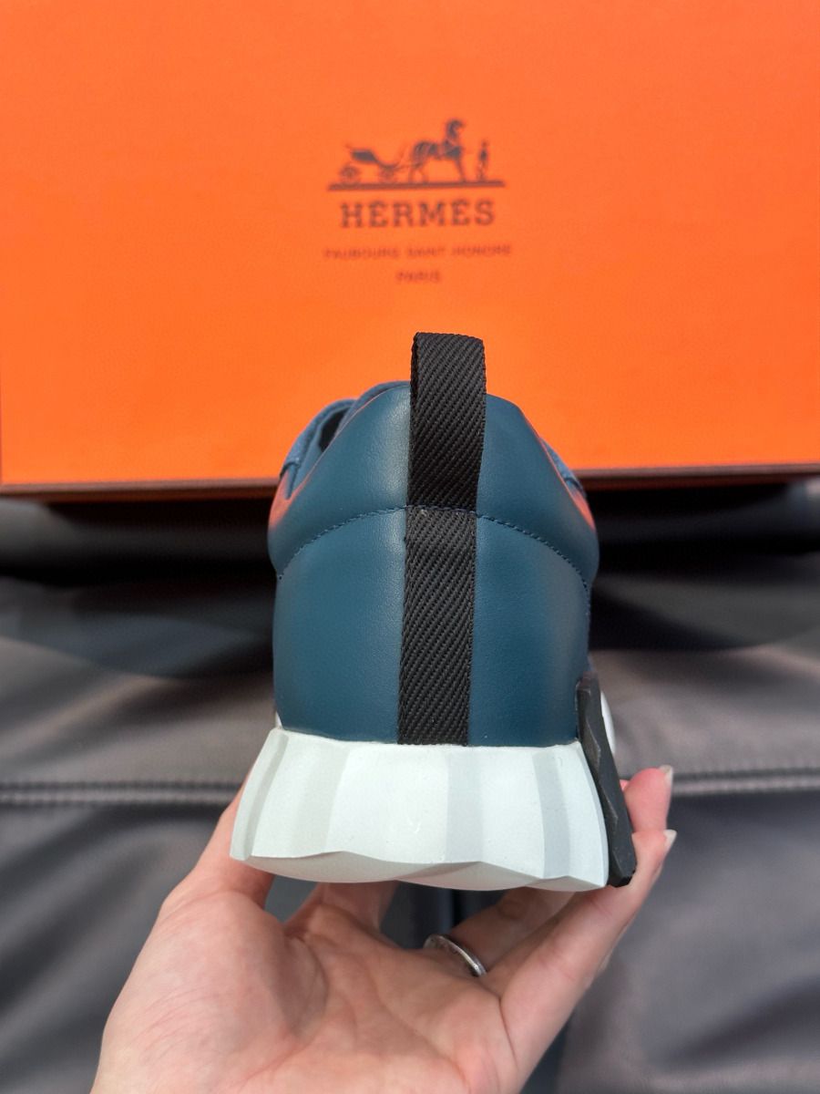 Hermes Men's Bouncing Sneakers in Blue Leather - Image 4