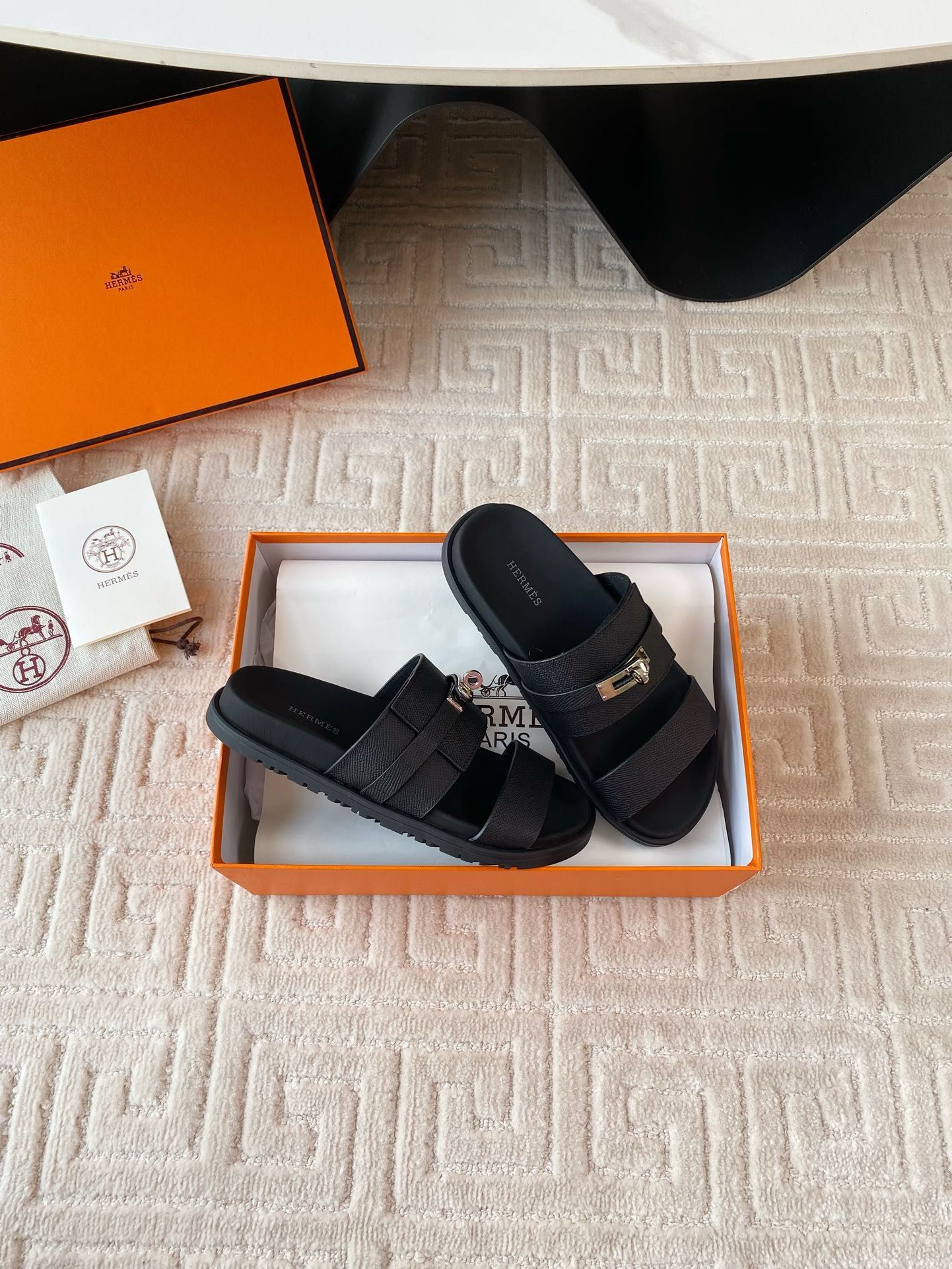Hermes Men's Jackson Sandal in Black Epsom Calfskin - Image 5