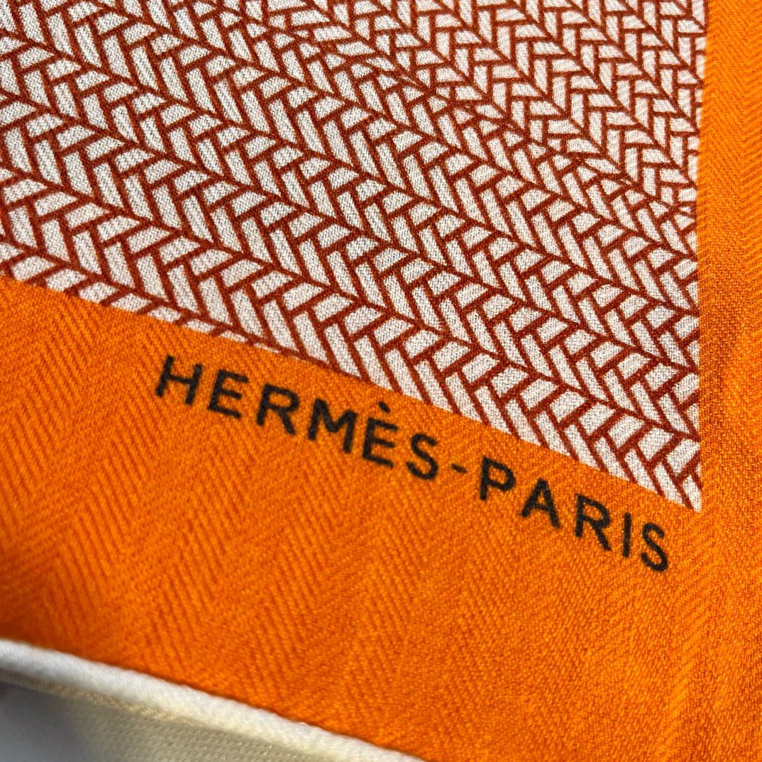 Hermes Orange Mon Premier Galop Shawl 140 - Image 8