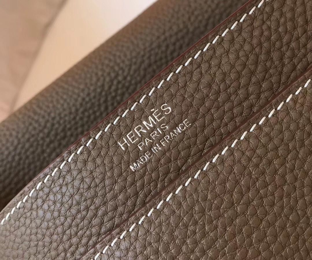 Hermes Steve 35 Messenger Bag In Taupe Clemence Calfskin - Image 7