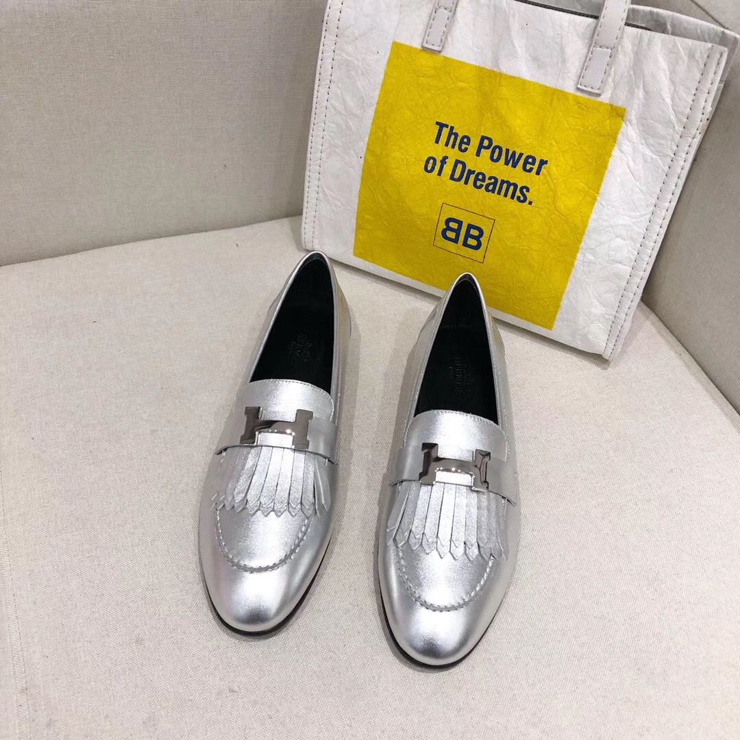 Hermes Royal Loafers In Silver Metallic Lambskin - Image 3