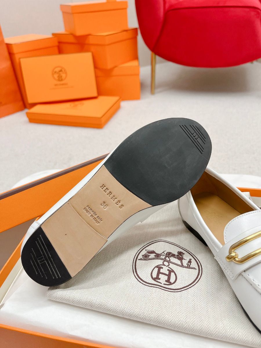 Hermes Women's Colette Loafers in White Leather - Image 8