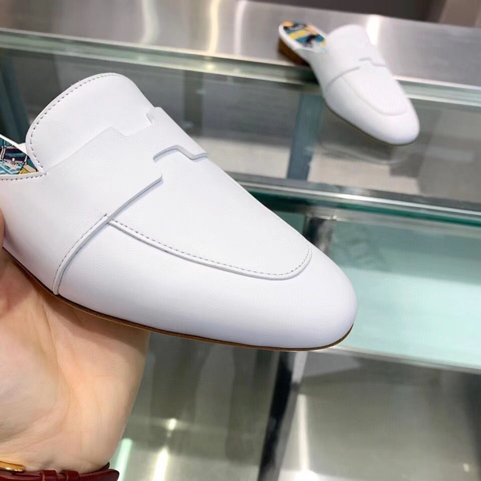 Hermes Catena Mules In White Calfskin - Image 9