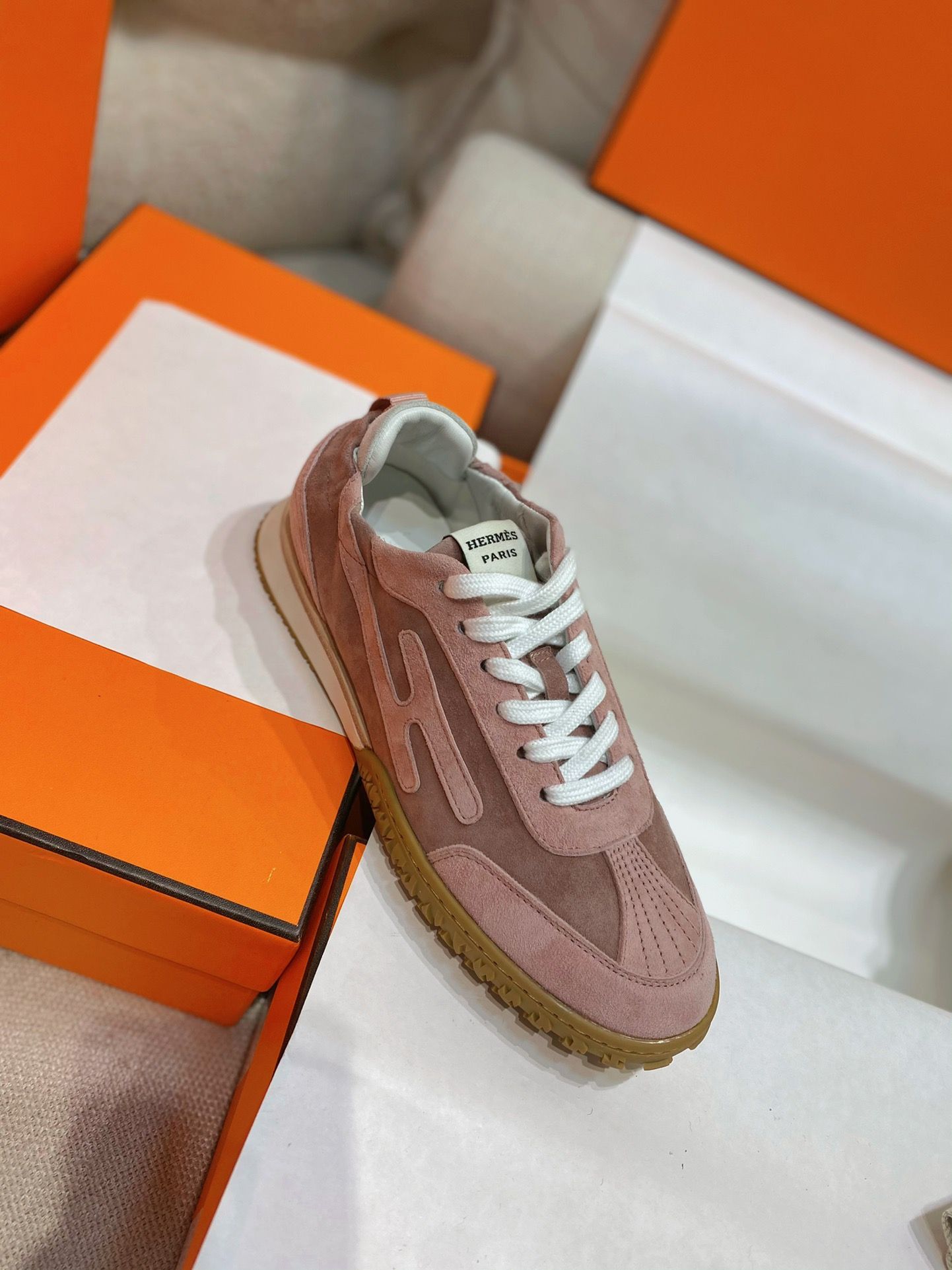 Hermes Women's Jet Sneakers in Cancan/Aquarelle Suede Leather - Image 7