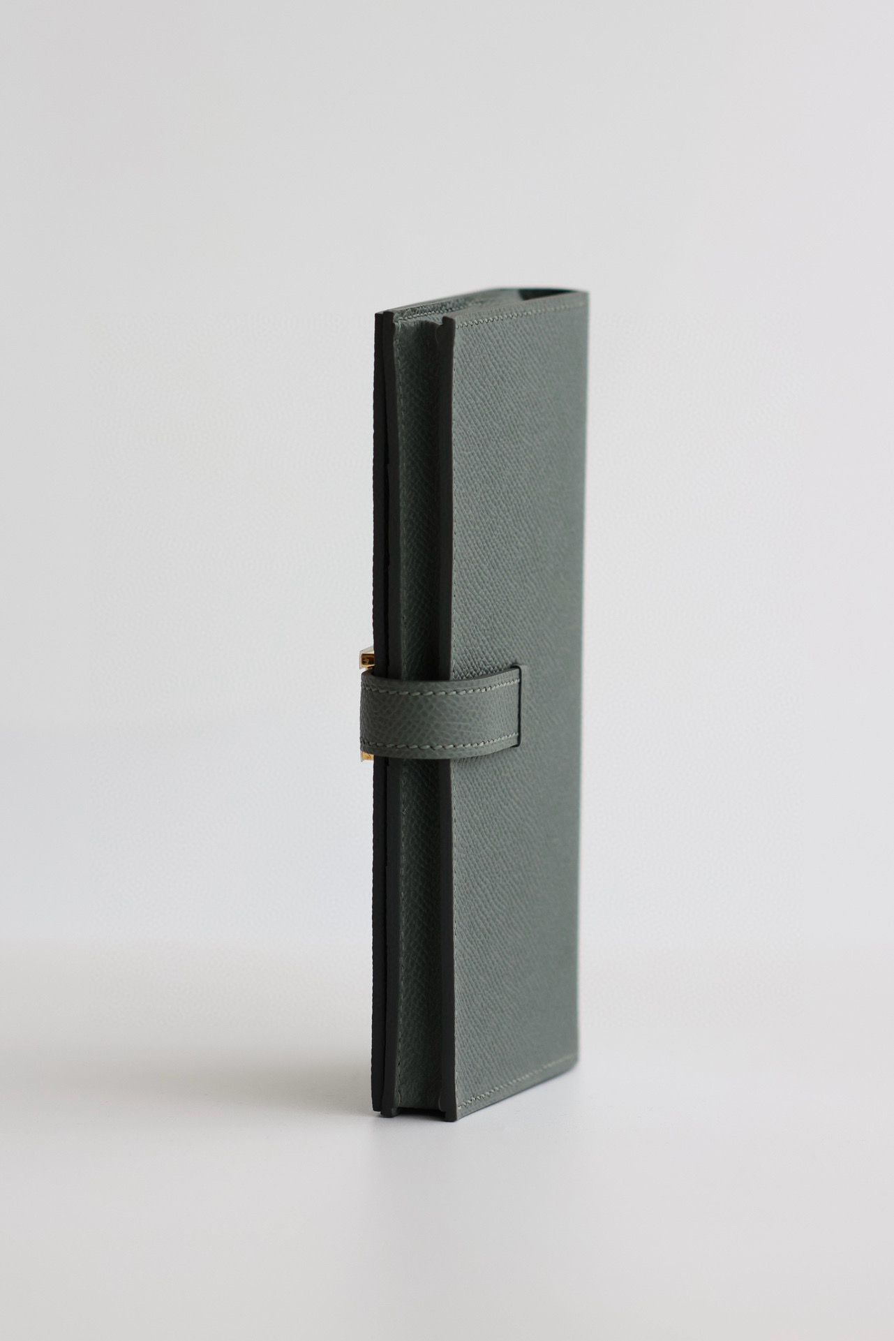 Hermes Bearn Long Handmade Wallet in Vert Amande Epsom Calfskin - Image 9