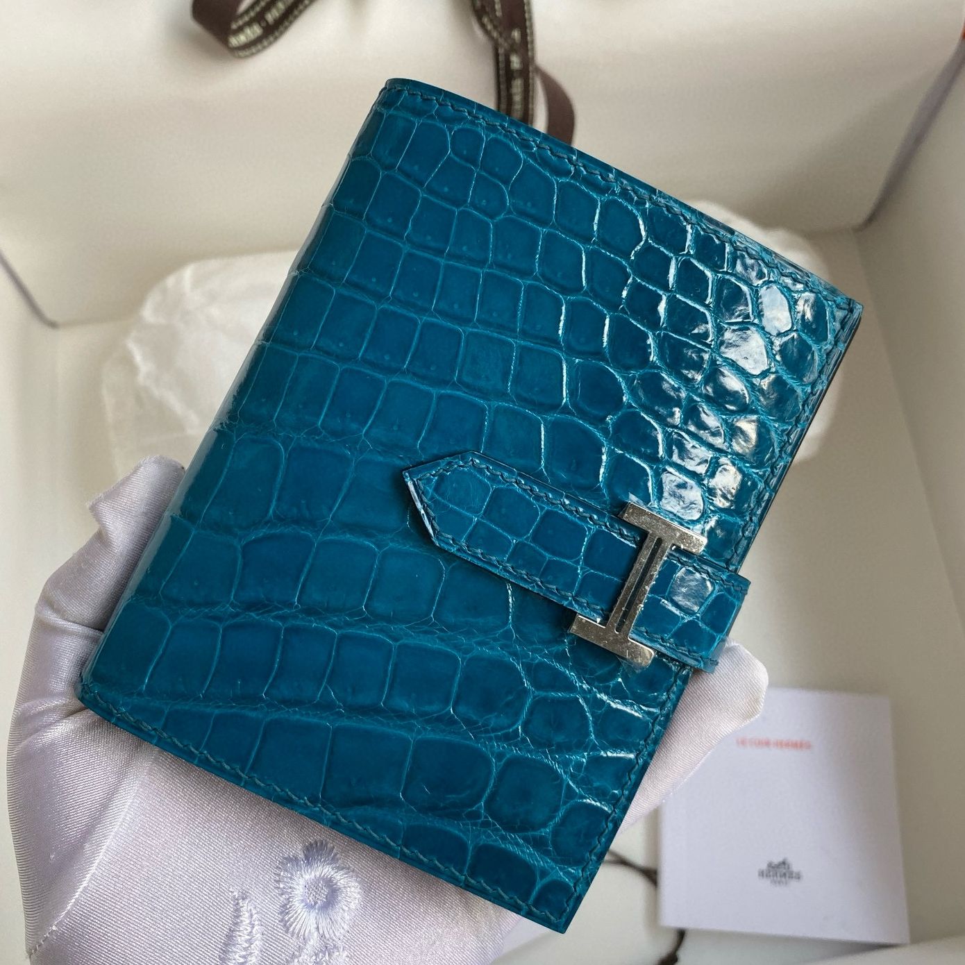 Hermes Bearn Compact Wallet in Blue Izmir Shiny Alligator Leather