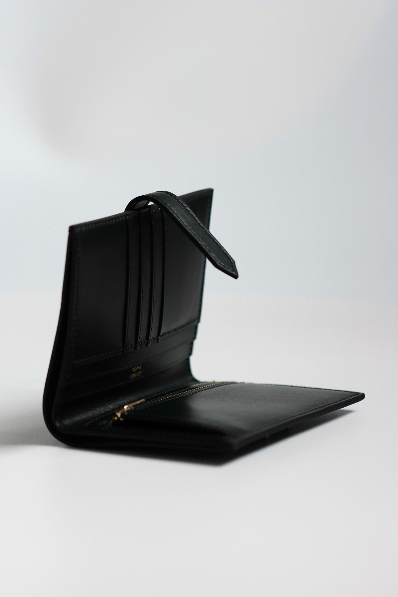 Hermes Bearn Compact Handmade Wallet in Black Box Calfskin - Image 5