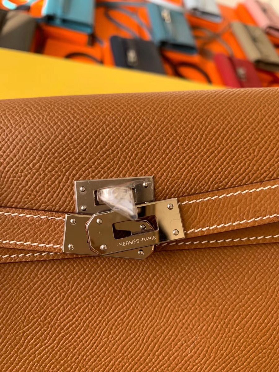 Hermes Kelly Classique To Go Wallet In Gold Epsom Calfskin - Image 8